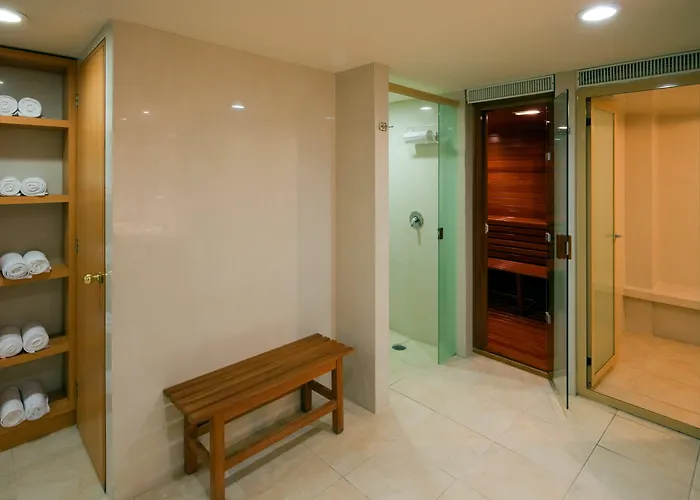 Holiday Inn Mexico City - Trade Center, an IHG hotel